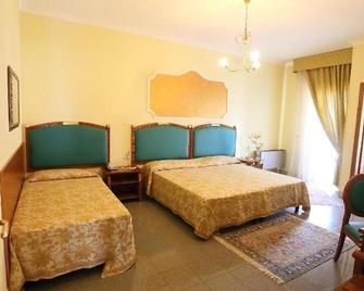 Hotel La Conca - Villa San Giovanni - Habitación