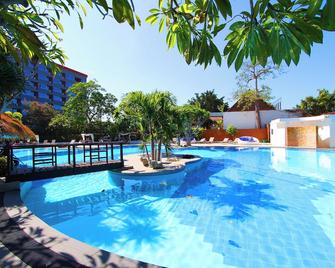 Coco Beach Hotel Jomtien - Pattaya - Piscină
