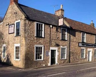 The Horseshoe Inn - Shepton Mallet - Edificio