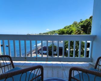 Oemanagement Rooms - רוזו - מרפסת