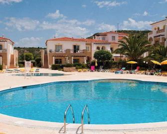 Luz Bay Hotel - Praia da Luz - Pool