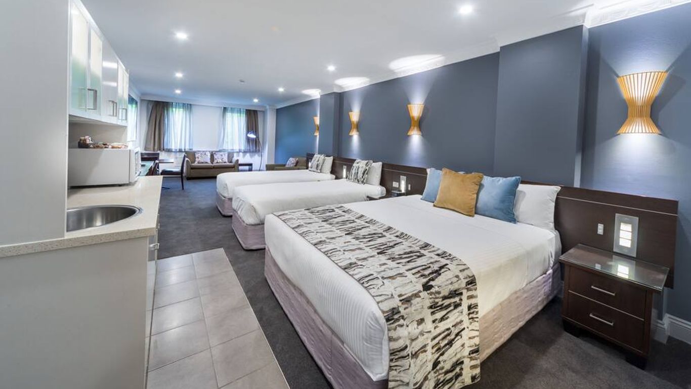 هايد بارك إن