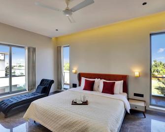 Goverdhan Villa Powered By Goverdhan Greens Resort - Dwārka - Chambre