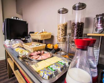 Théâtre Hôtel Chambéry - Chambéry - Buffet