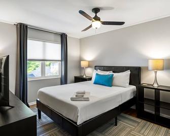 Brookwood Courtyard By Bca Furnished Apartments - Atlanta - Bedroom