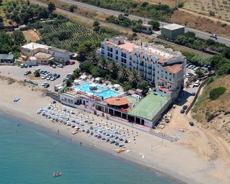 Hotel Club Costa Elisabeth - Cirò Marina - Strand