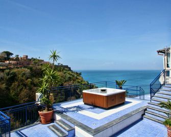 Hotel Oriente - Vico Equense - Balkon
