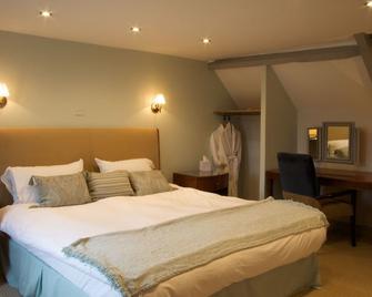 The Oak House - Axbridge - Bedroom