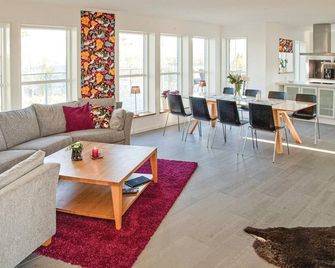 4 Bedroom Gorgeous Home In Skillingaryd - 스킬린가리드 - 거실