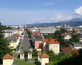 Gemütliche Wohnung im Erholungsgebiet, Zentrumsnah - Klagenfurt - Building