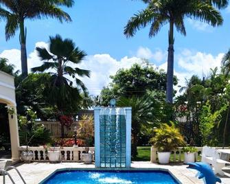 Excellent House in Barra de Sirinhaém 7 suites with pool 50m from the sea - Sirinhaém - Patio