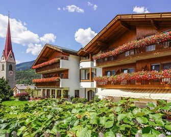 Hotel Waldheim - Natz-Schabs - Gebouw