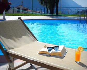 Hotel Angela e Vincenzo - Cava de' Tirreni - Zwembad