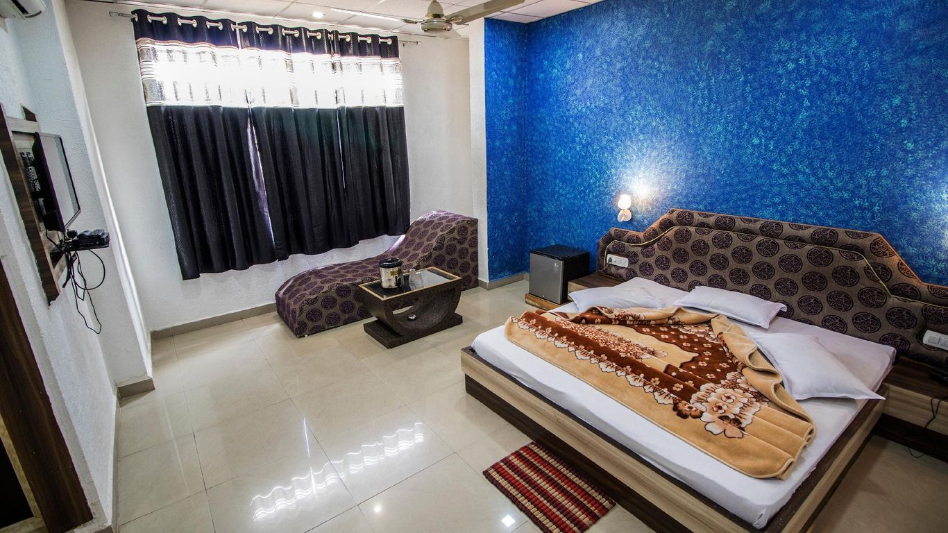 Hotel Natraj