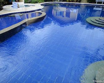 Blue Lagoon Inn & Suites - Puerto Princesa - Piscina