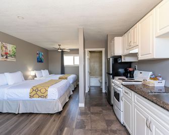 Hinton Highway Inn - Jasper Hinton