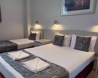 Hume Villa Motor Inn - Fawkner - Camera da letto