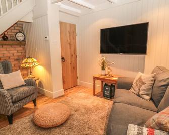 The Olde Stables - Morpeth - Living room