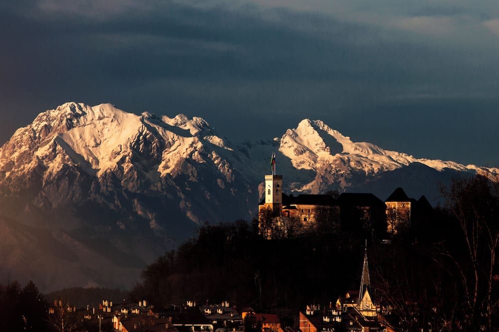 Ahotel Ljubljana thumbnail 3