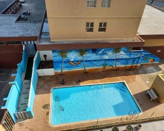 Pam's Beach Flat - Amanzimtoti - Piscina