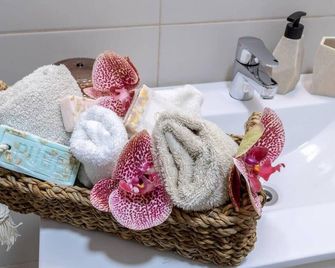 Luxury One-Bedroom Apartment/parking in city center - เยรูซาเล็ม