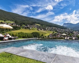 Alpin & Vital Hotel La Perla - Ortisei - Pool