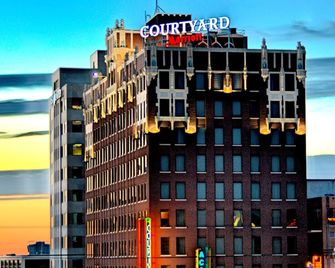 Courtyard by Marriott Amarillo Downtown - אמרילו - בניין