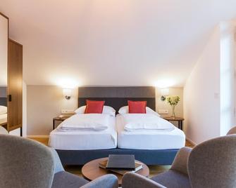 Hotel Teutschhaus - Kurtinig - Slaapkamer