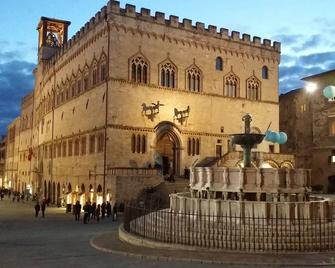 L'ORTO: apartment within farmhouse just 15 minutes far from Assisi. - Deruta - Edificio