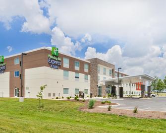 Holiday Inn Express & Suites Salem - Salem - Edificio