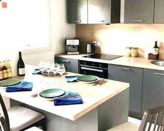 Confort plage piscine - Saint-Vincent-de-Tyrosse - Cuisine
