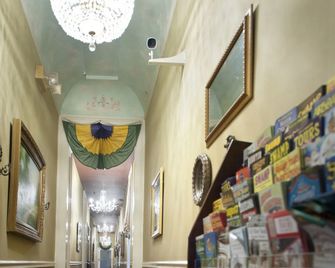 The Carriage House on St Charles - New Orleans - Hallway