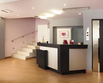 Ilion Spa Hotel - Loutra Edipsou - Recepción