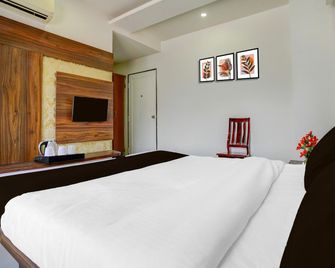 Classic With Twin Bedhotel Shanti Datta inn - Nashik