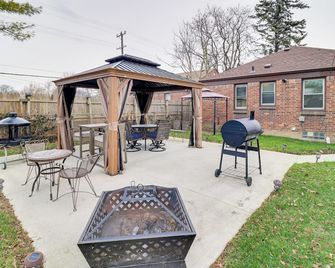 Family-Friendly Detroit Home 12 Mi to Downtown! - Detroit - Patio