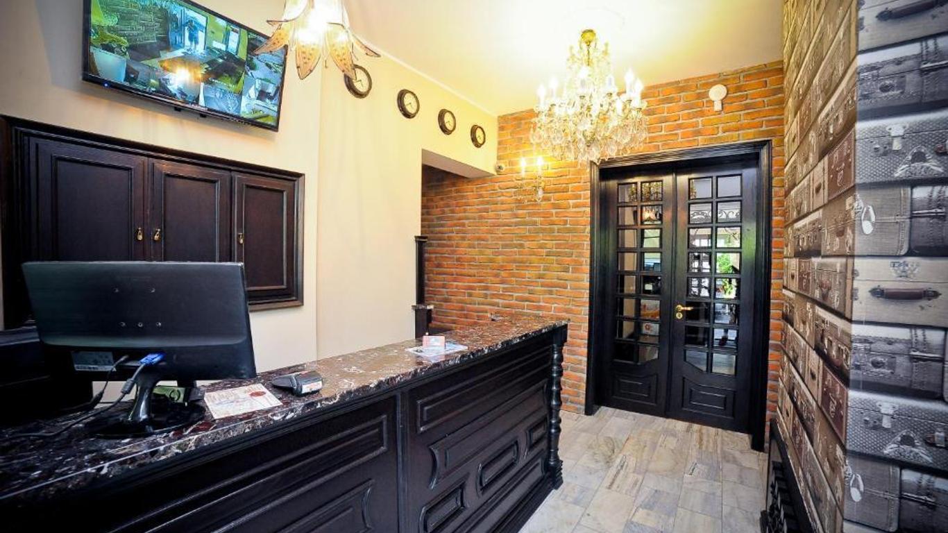 World Hostel - Old Town