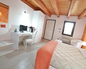 Villa Giulia Del Cavaliere - Castrovillari - Slaapkamer