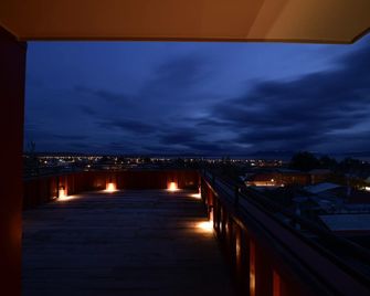 Hotel Vendaval - Puerto Natales - Balcony
