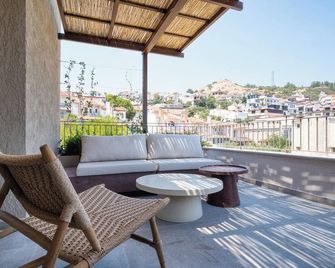 Käsiala Apart Hotel Yeni Foça - Yenifoça - Balkon