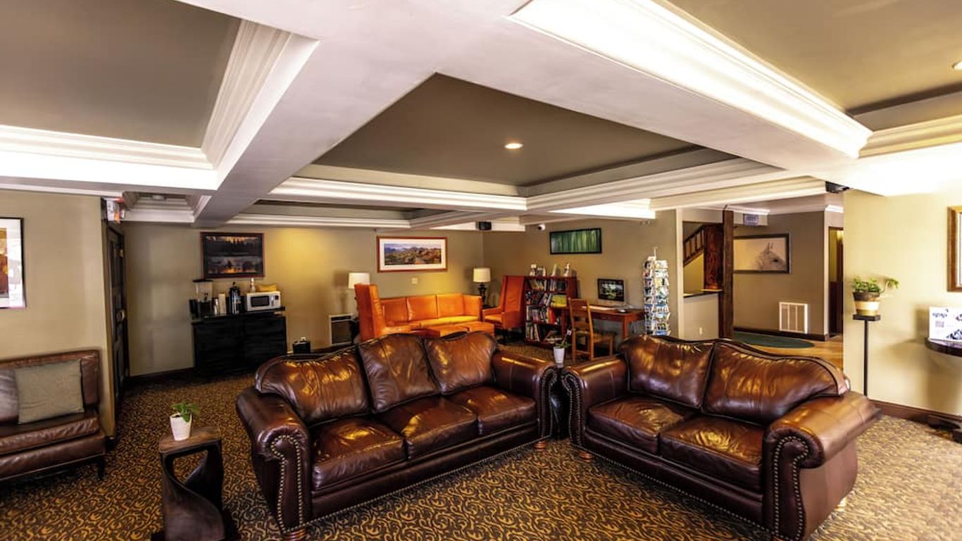 The Mammoth Creek Inn