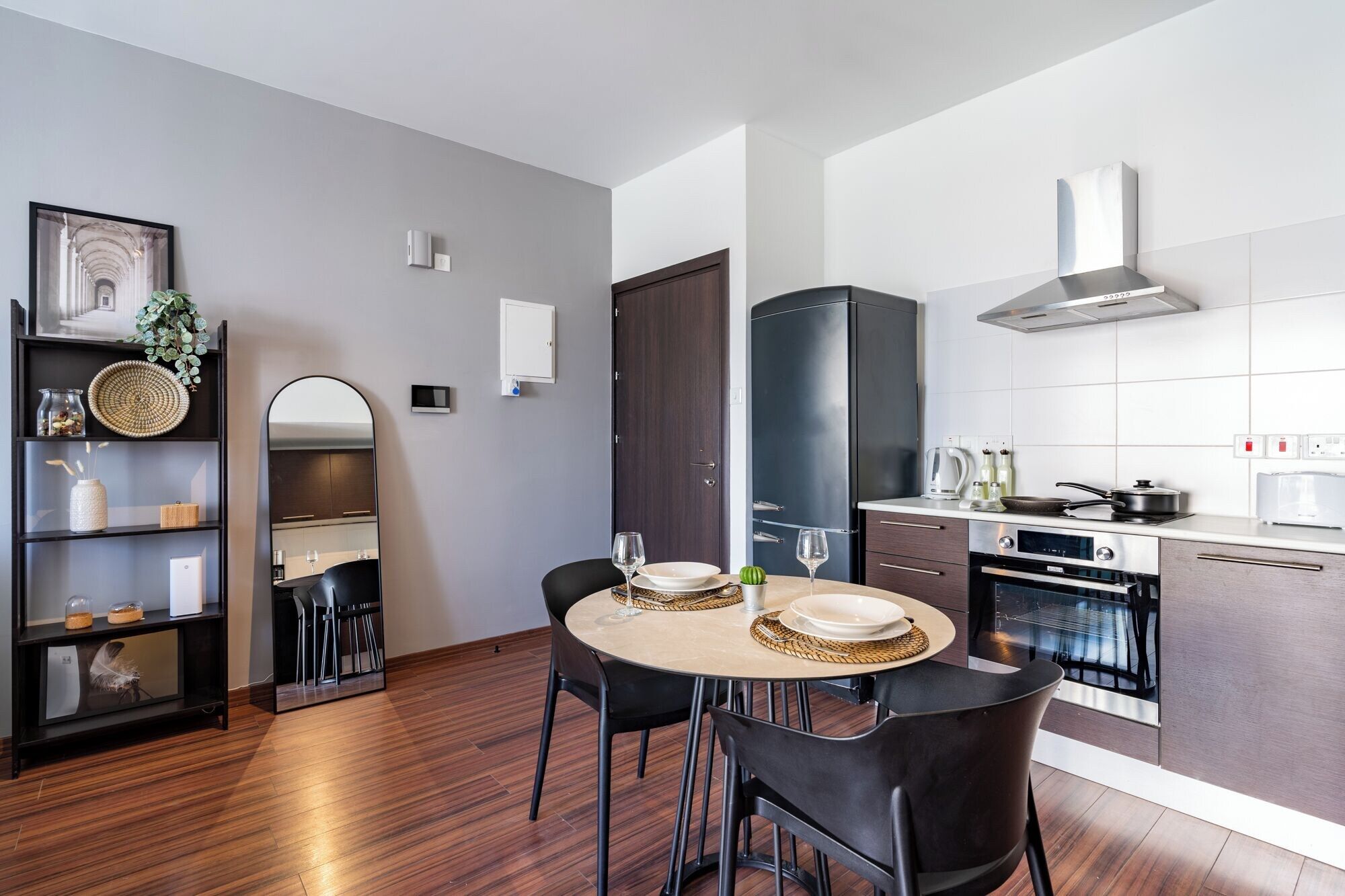 Harbor Apartments In Larnaca - Larnaca - Kitchen