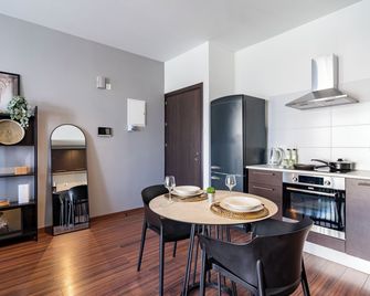 Harbor Apartments In Larnaca - Larnaca - Kitchen