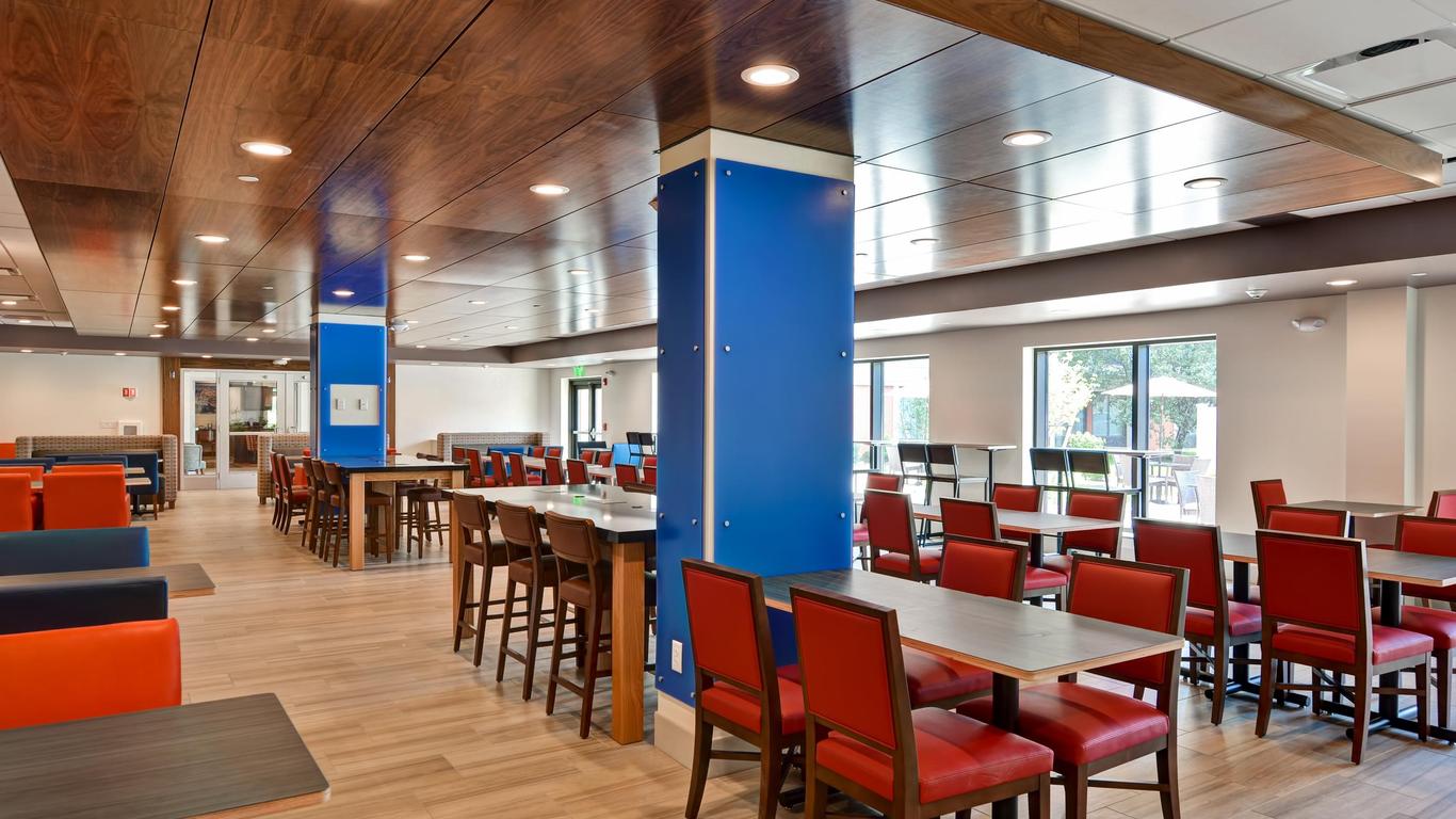 Holiday Inn Express Boston By IHG