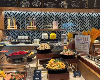 Fairfield by Marriott Guangzhou Huadu - Kanton - Buffet
