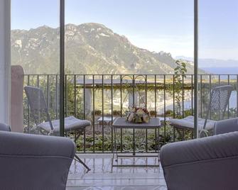 Palazzo Confalone - Ravello - Balcone