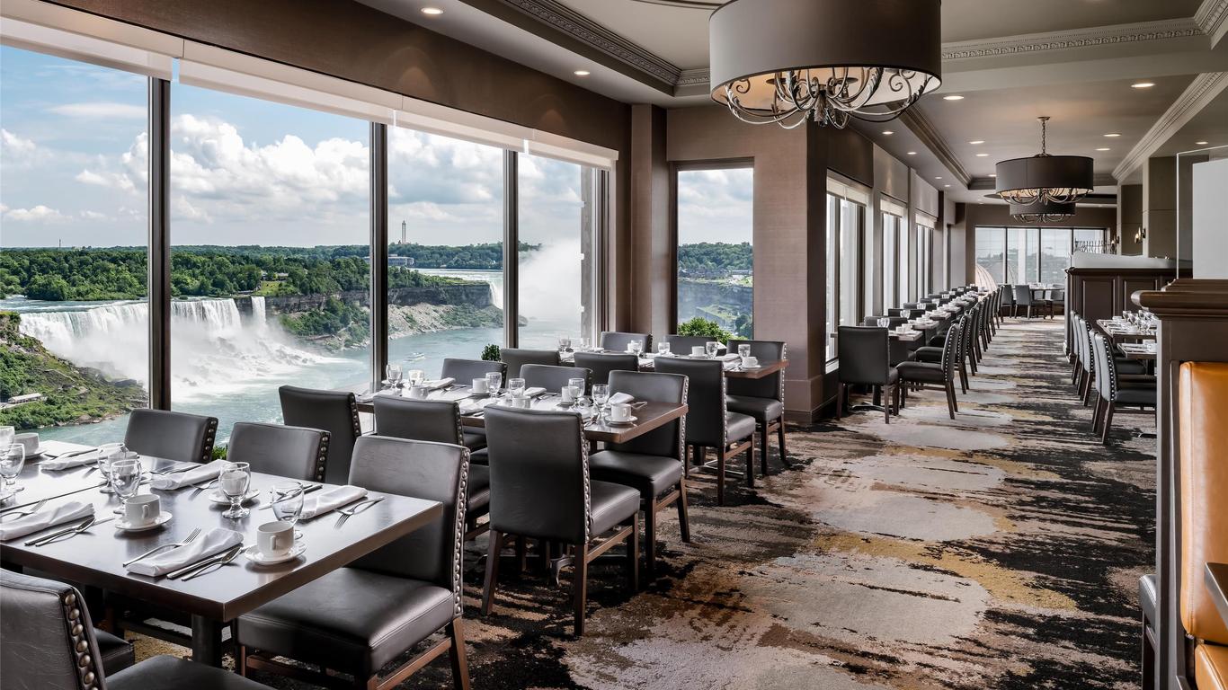 The Brock Niagara Falls Fallsview, Tapestry by Hilton