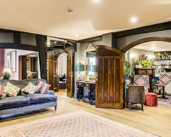 ذا جورج أوف كولشيستر - كولشيستر - ردهة