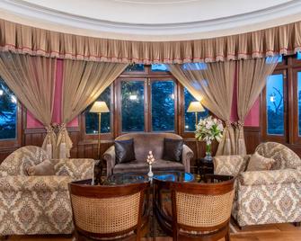 The Claridges Nabha Residence - Mussoorie - Lounge