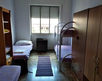 Under40 - Students Apartment - Palermo - Bedroom