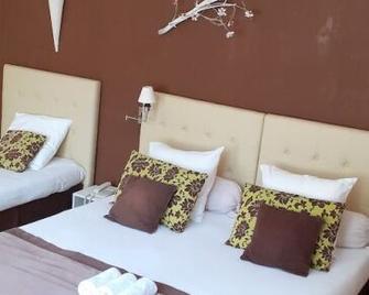 Auberge Du Parc - Orgon - Chambre